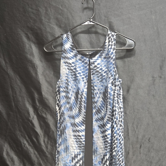 SLNY Abstract Blue and Black Maxi Dress - Picture 9 of 9